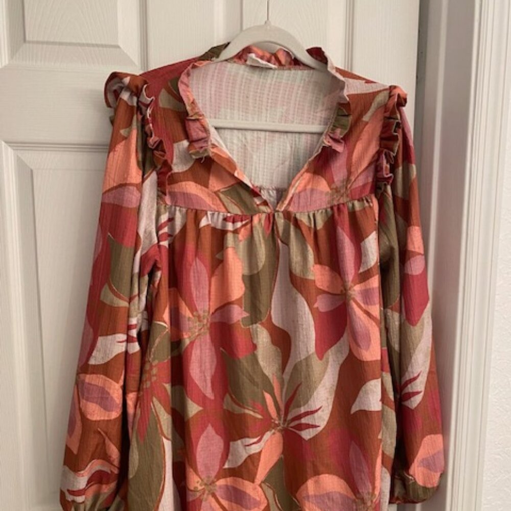 FANTASTIC FAWN Silky Flower Tiered Long Sleeve Dress Size Large